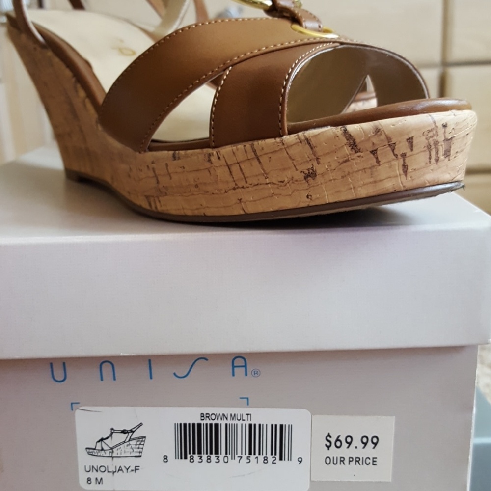 Shoe - Picture 4 of 4